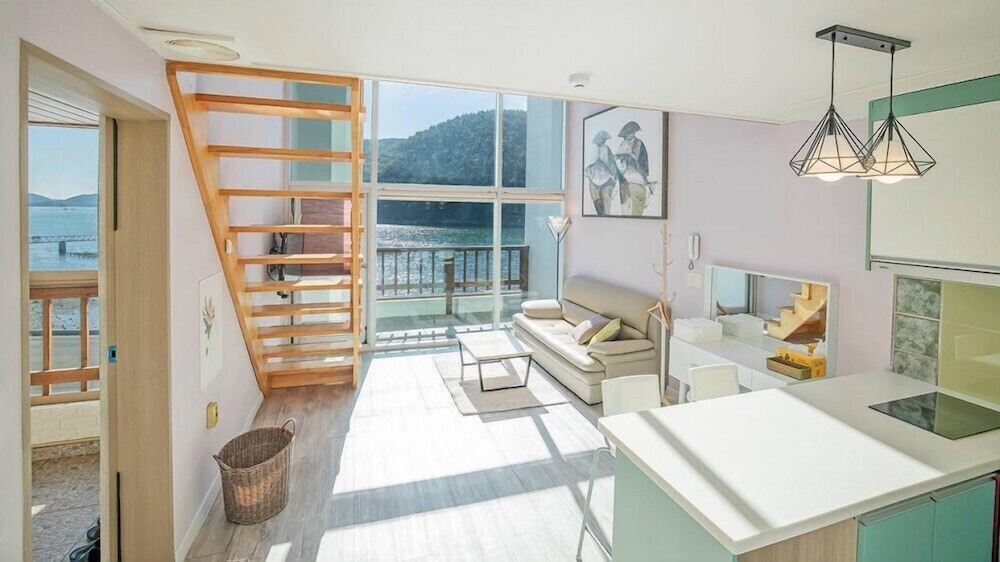 Room (204 duplex spa)