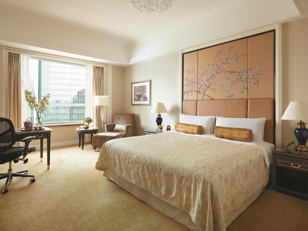 River Wing Deluxe Room 1 King