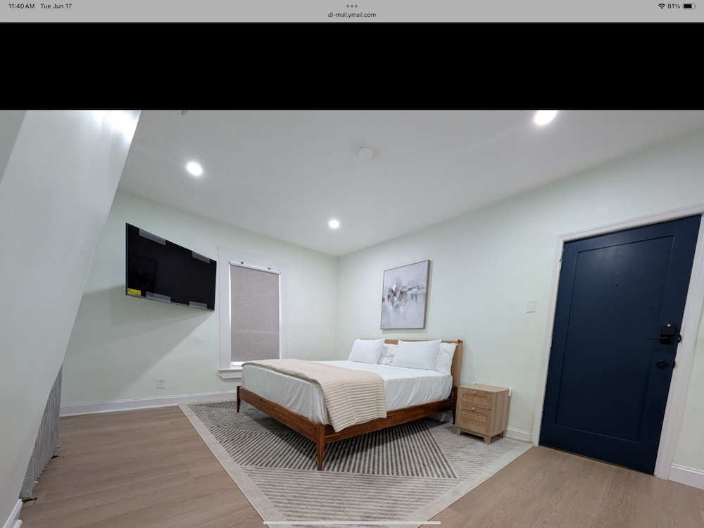 Superior Studio