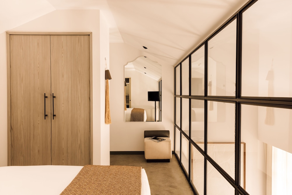 One-Bedroom Duplex River View