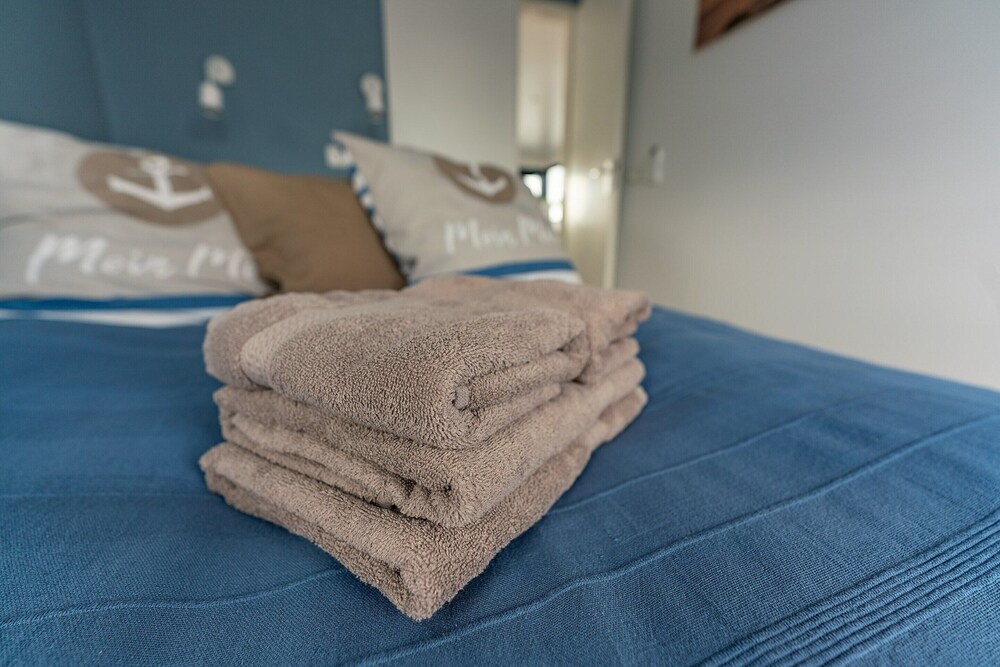Mobile Home photo 3