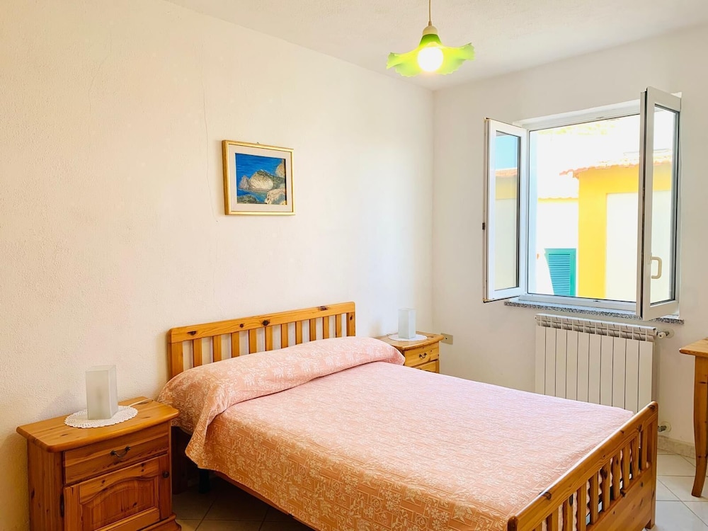Double Room, Private Bathroom (Basic)