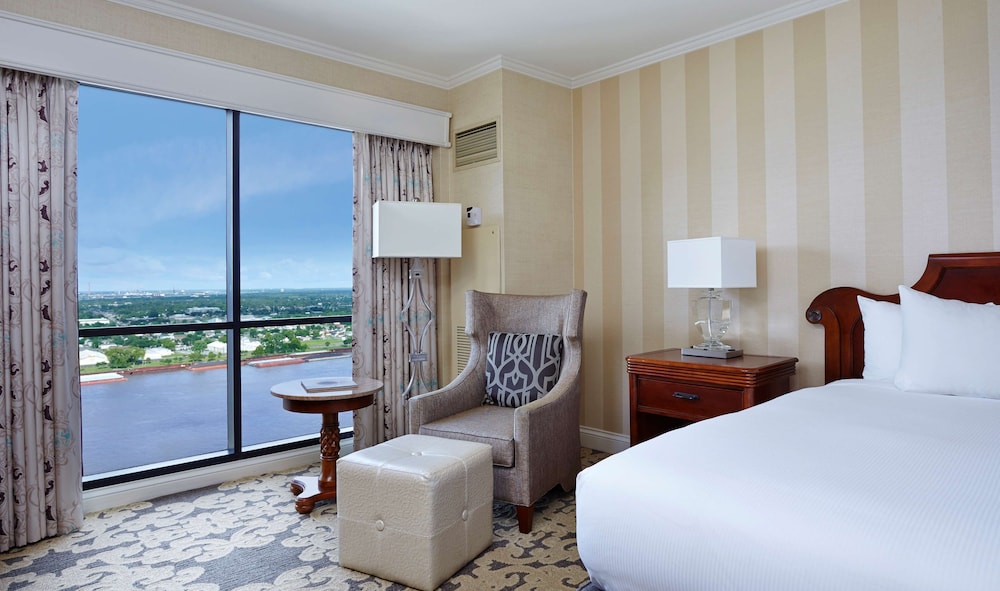 Riverside King Room - Riverfront - Photo 1