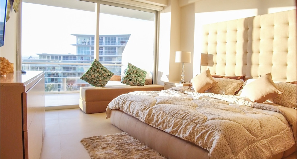 Panoramic Apartment, 2 Bedrooms, Ocean View photo 1