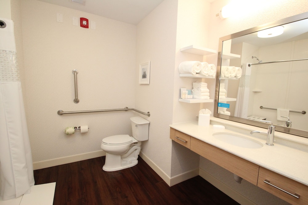 Hampton Inn- Suffolk, 사진 9