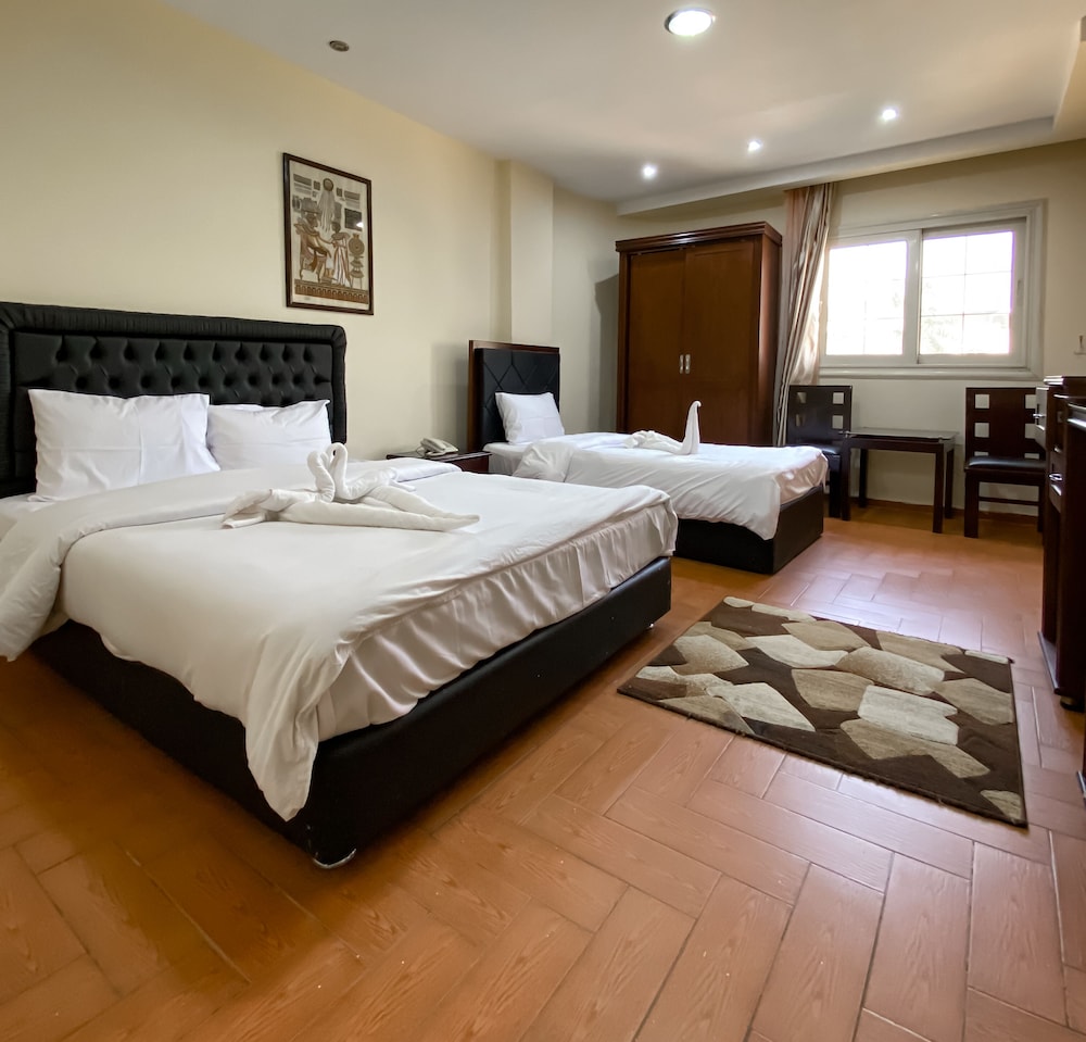 Deluxe Twin Room, Balcony photo 1