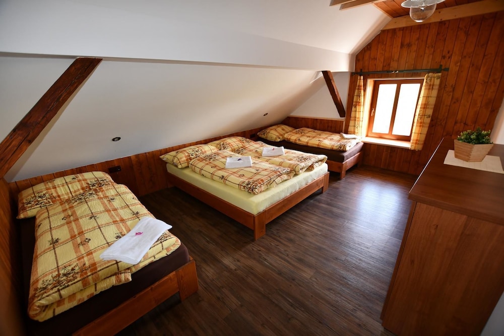 Room, Ground Floor photo 1