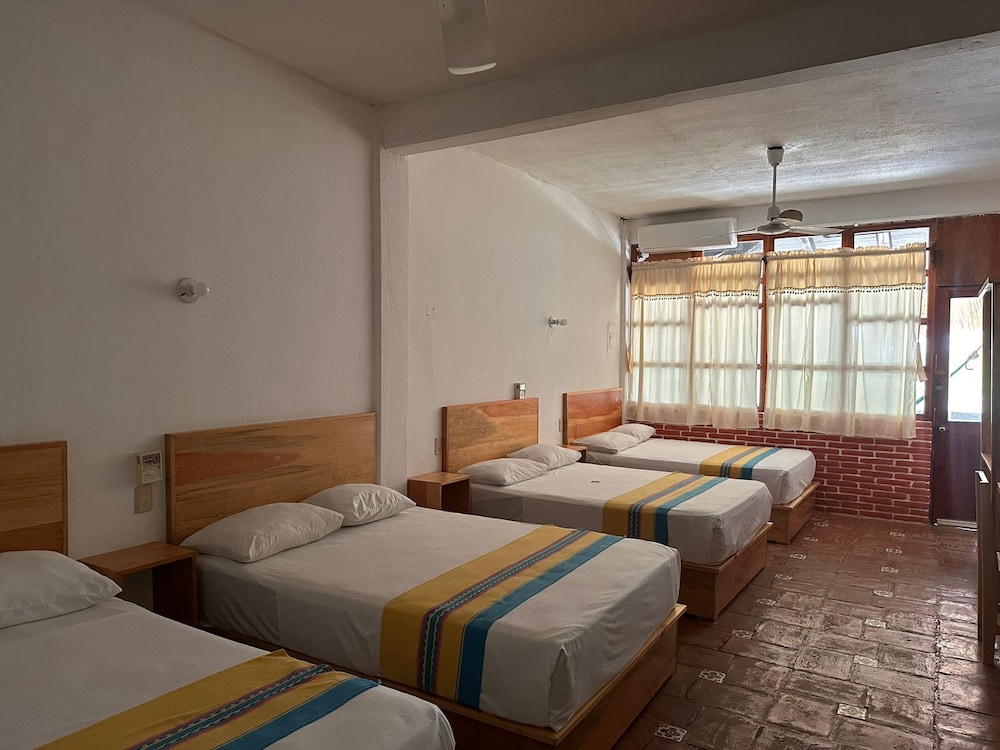 Family Quadruple Room - Photo 7