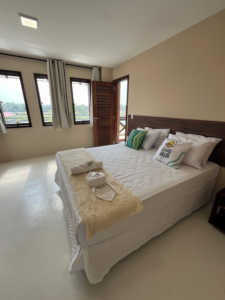 Superior Double Room, 1 Queen Bed, Lanai, City View