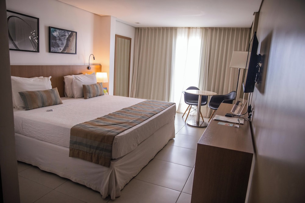 Deluxe Room, Pool View