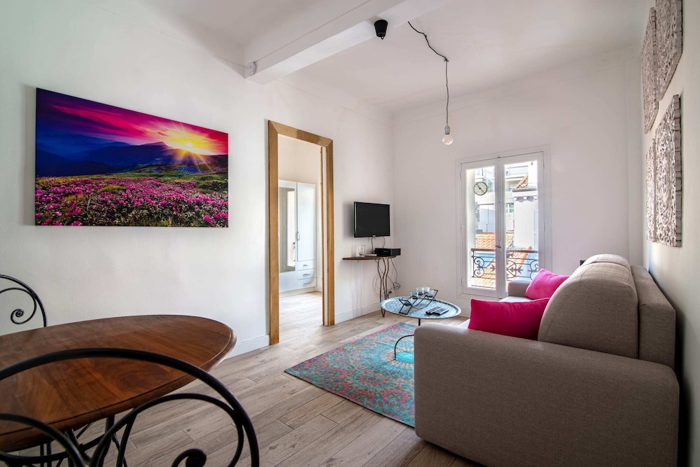 Apartment photo 3