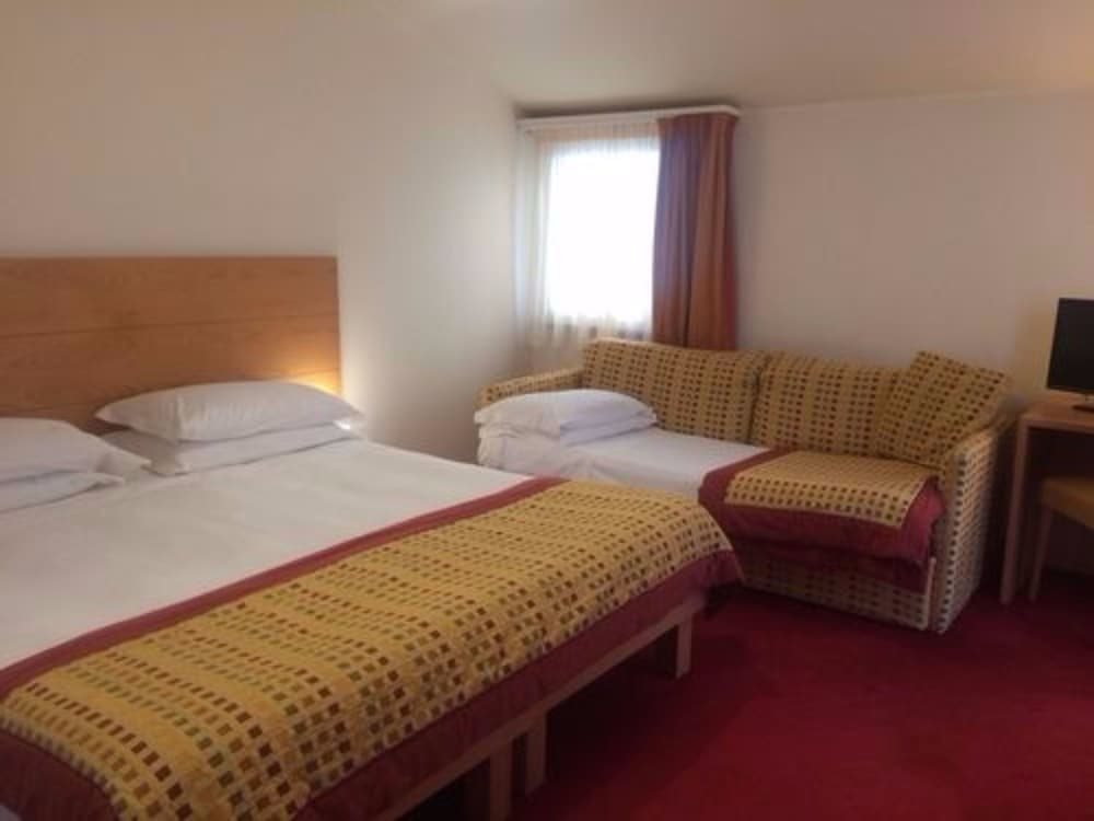 Superior Triple Room - Photo 1