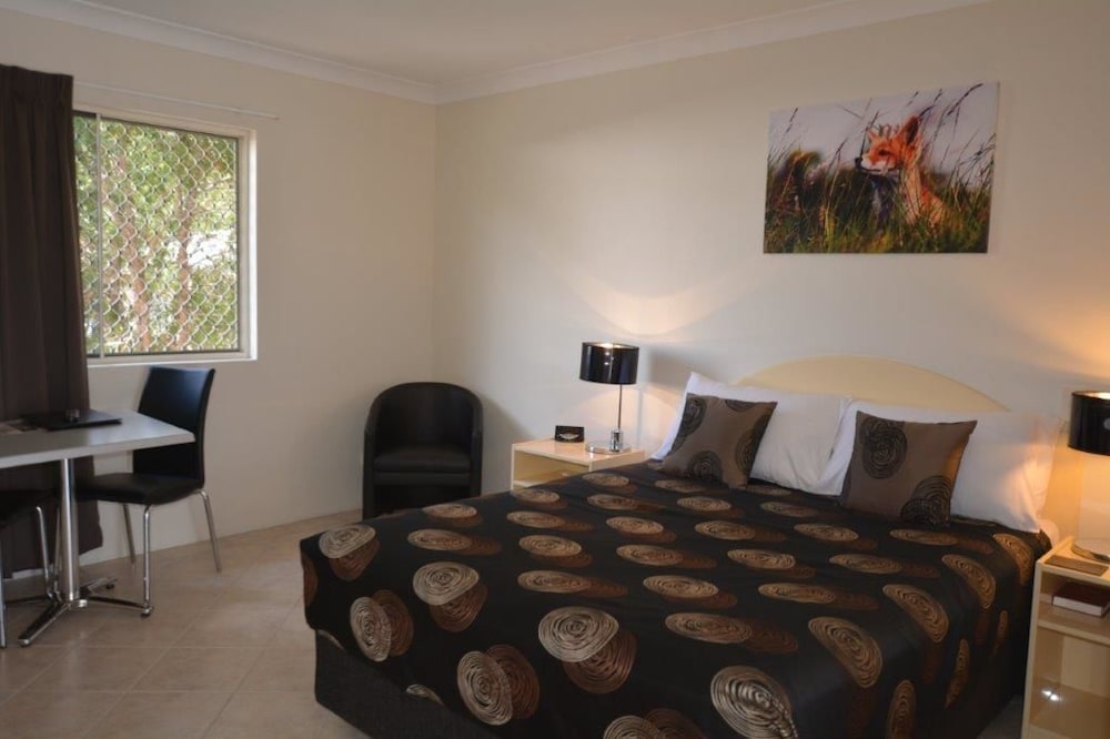 Standard Room, Non Smoking (Room) photo 3