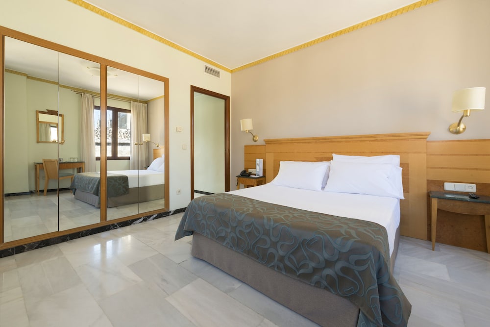 Triple Room - Photo 3