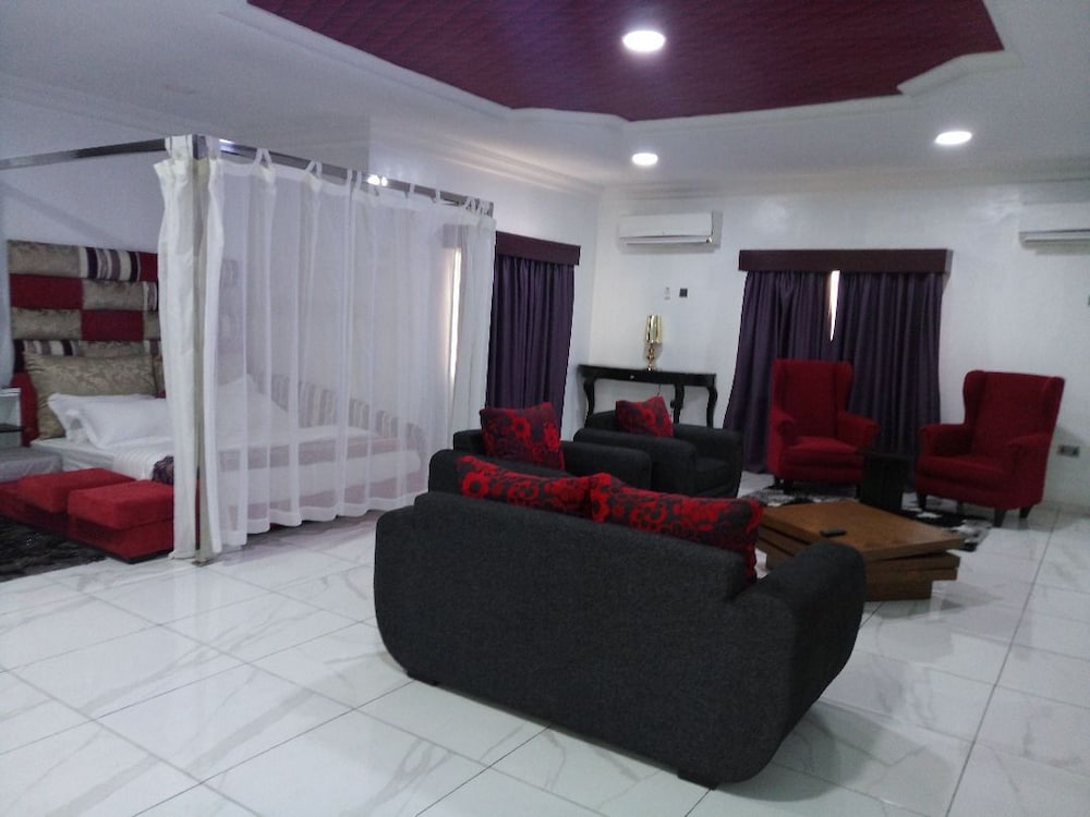 Royal Suite, 1 King Bed photo 2