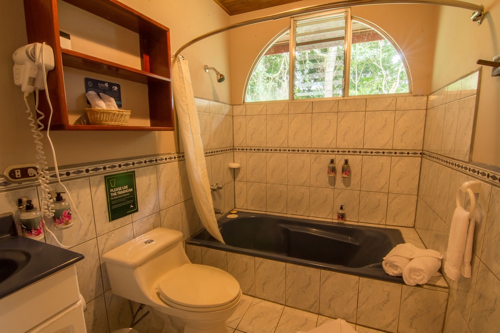 Family Suite, 1 Bedroom, Balcony, Mountain View photo 3