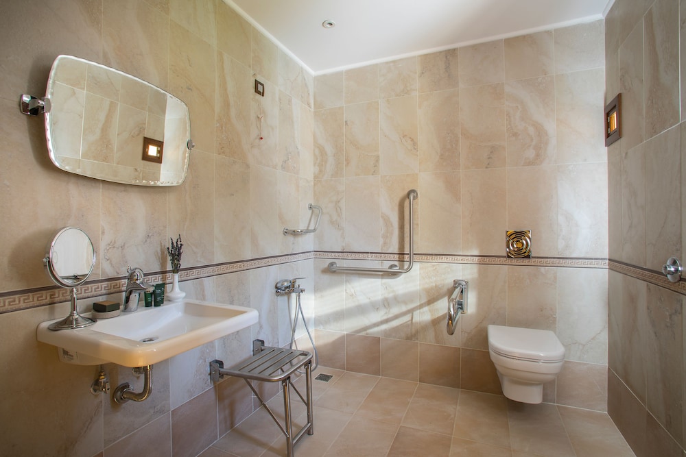 Standard Twin Room, 2 Twin Beds, Accessible photo 2