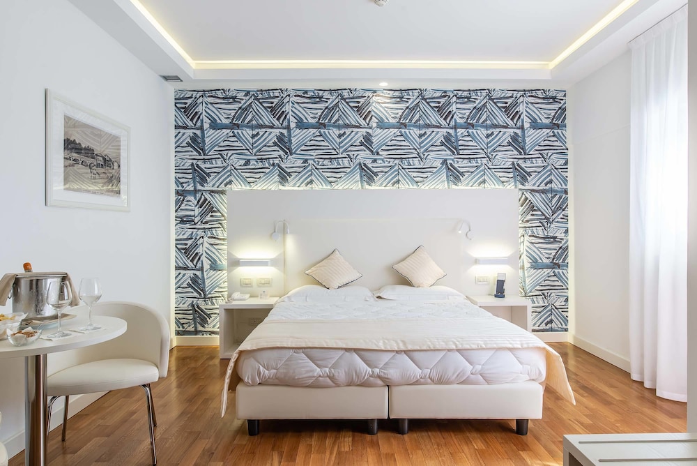 Deluxe Room photo 1