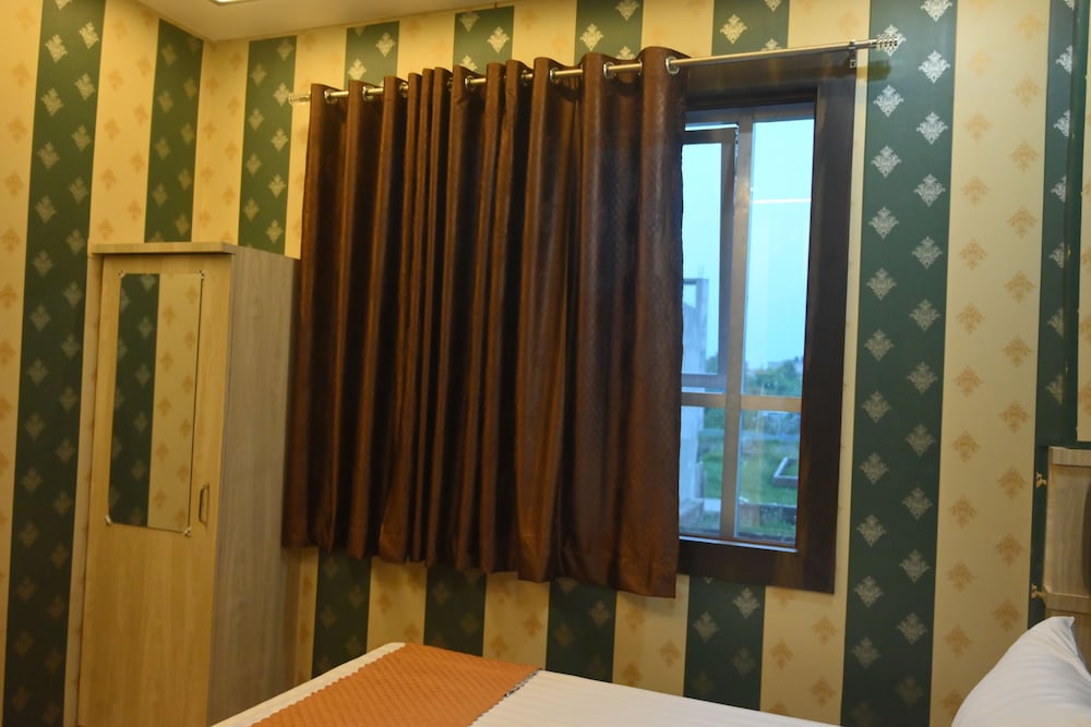 Standard Double Room - Photo 2
