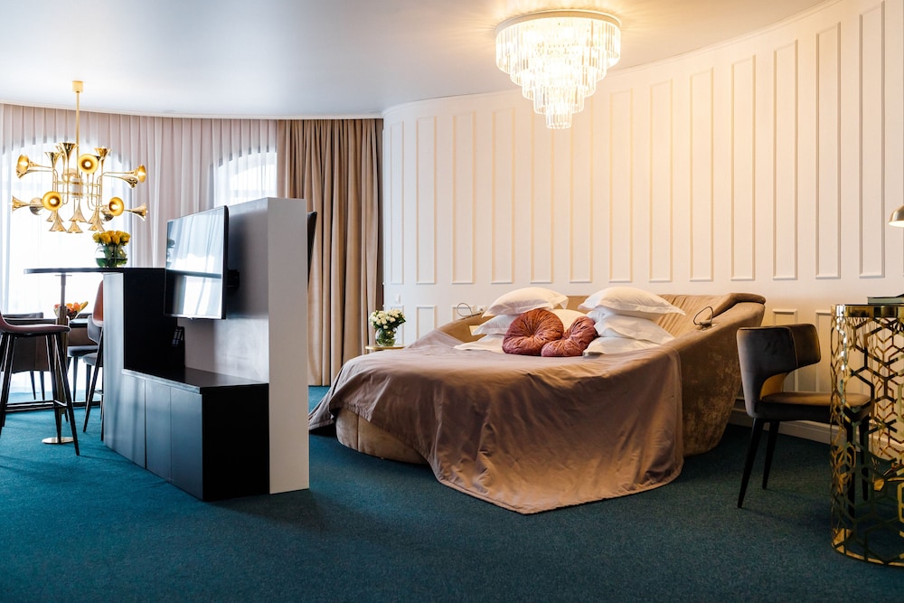 Junior Suite, River View