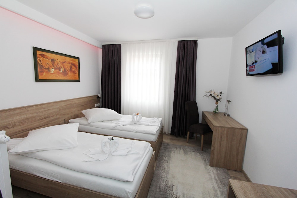 Deluxe Room, 1 Bedroom photo 1