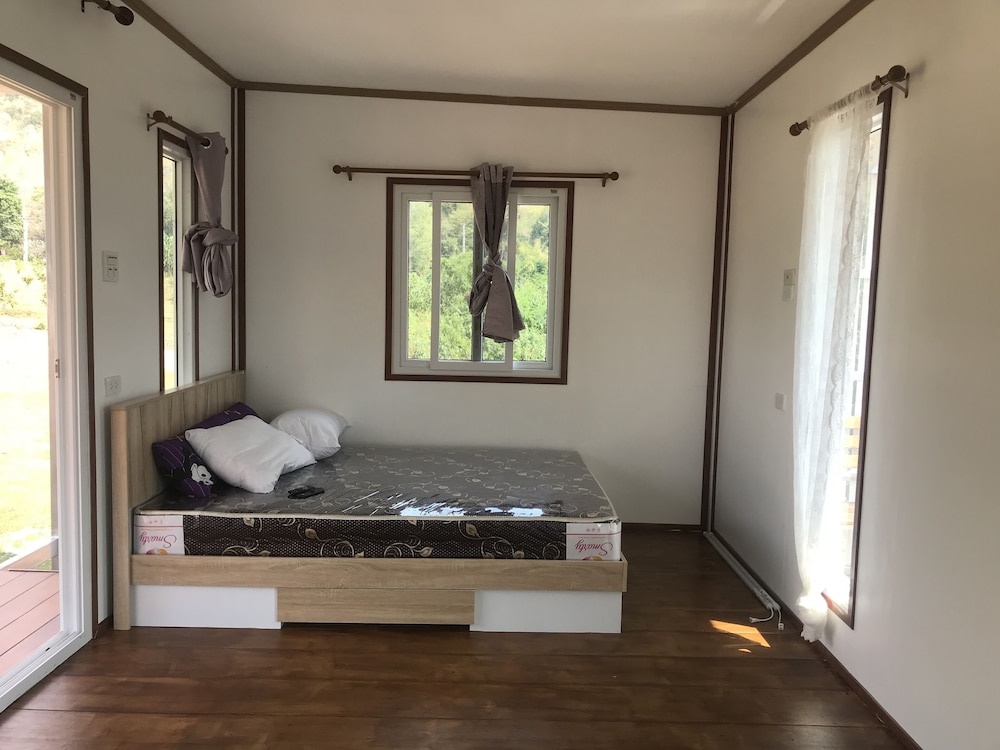 Signature Room, 1 Queen Bed, Mountain View photo 1