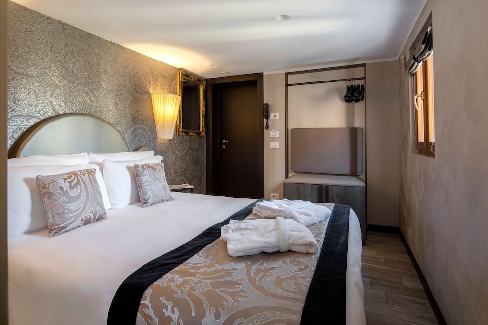 Basic Double Room photo 1