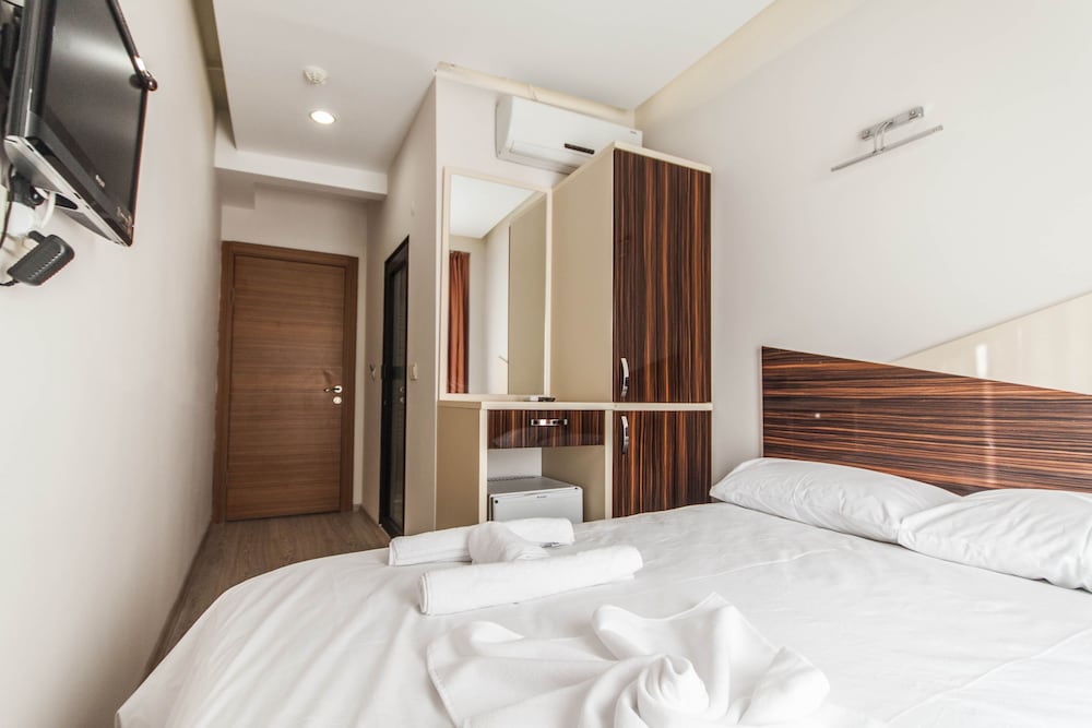 Standard Double Room photo 2