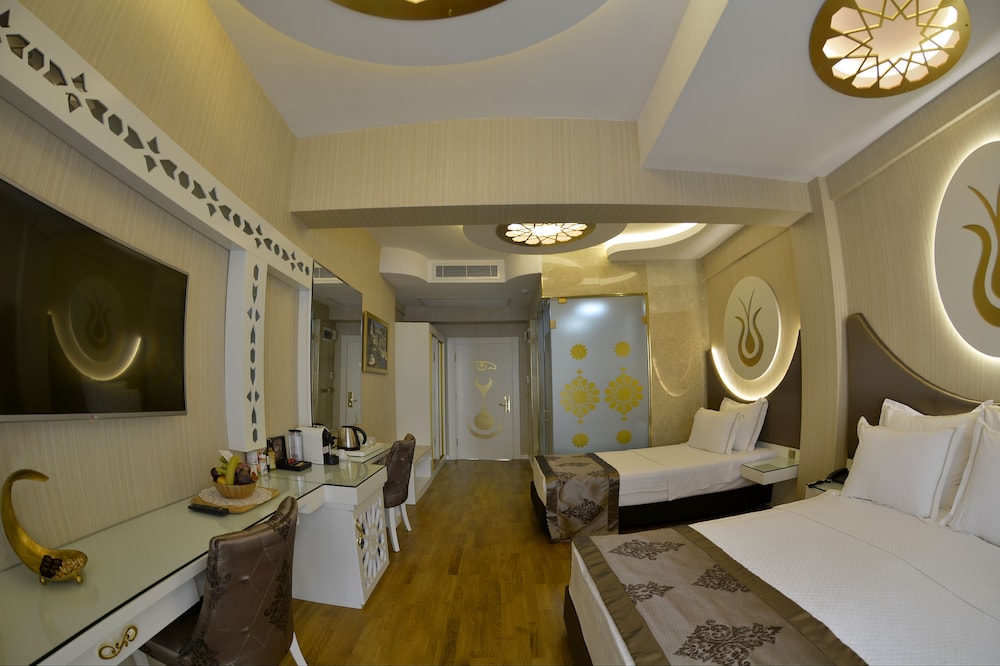Superior Room (Triple) photo 3