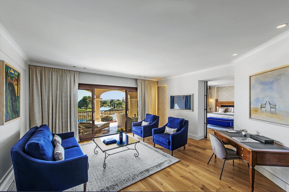 St. Regis 2 Bedroom Residence Suite, Bedroom 1: 1 King Bed, Bedroom 2: 1 King Bed