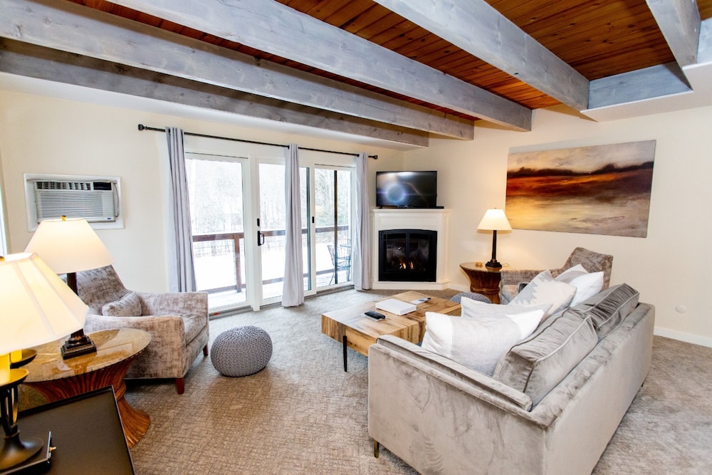 Two Bedroom Resort Home 460