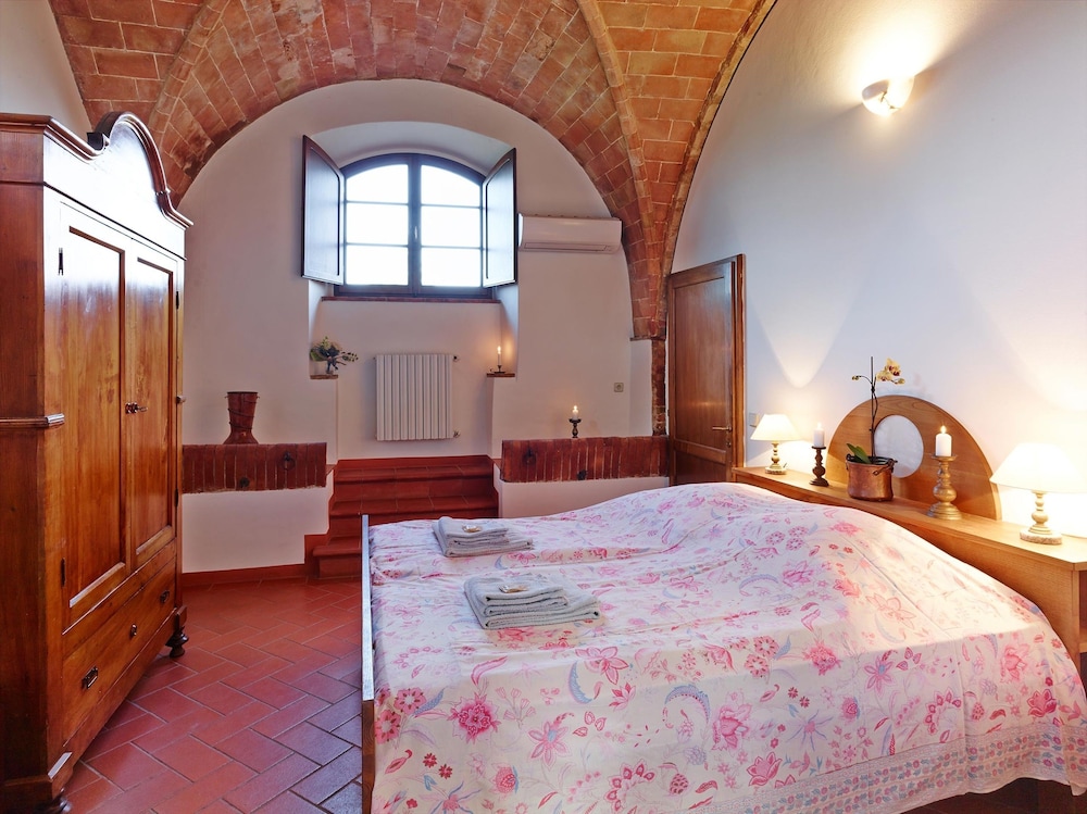 Villa, 3 Bedrooms, Terrace, Hill View (La Stalla, incl. 100€ Cleaning Fee) photo 3