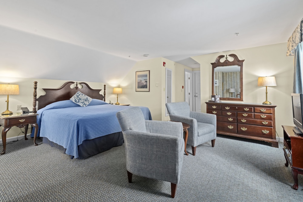 Jacobs House 3rd Floor King Suite