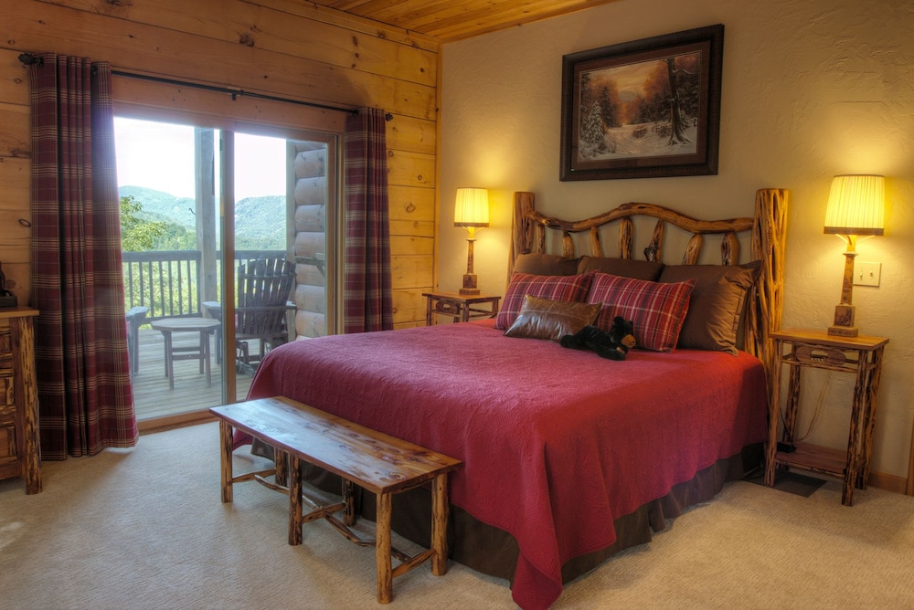 Comfort Room, 1 King Bed, Accessible, Mountain View photo 1