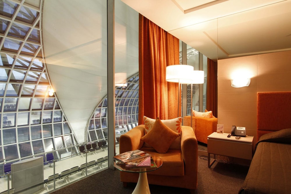Deluxe Room (8 Hours)