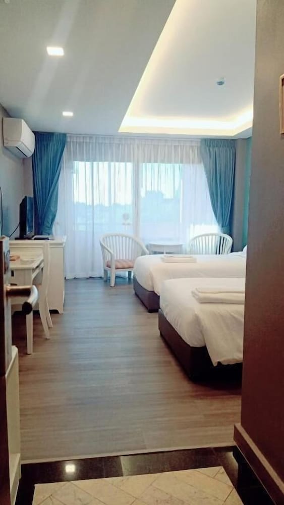 Grand Deluxe Family Connecting Room - Photo 8