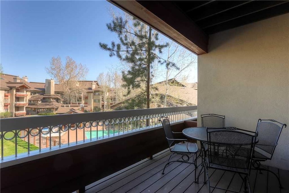 Condo, 1 King Bed with Sofa bed (2212 Timberline Lodge, Trappeur's Cro) photo 2