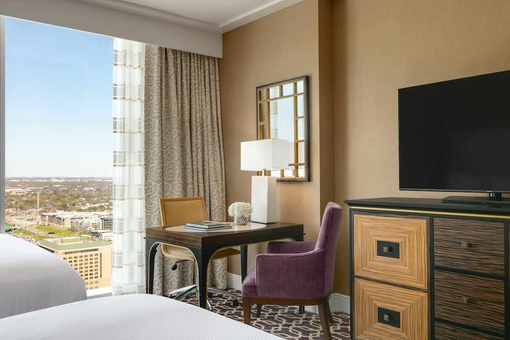 Fairmont Gold Room, 2 Queen Beds