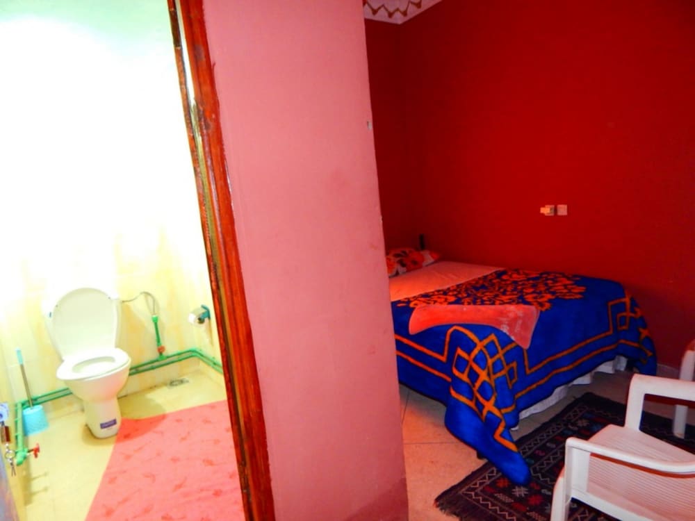 Double Room, 1 Double Bed, Private Bathroom (Noix) photo 1