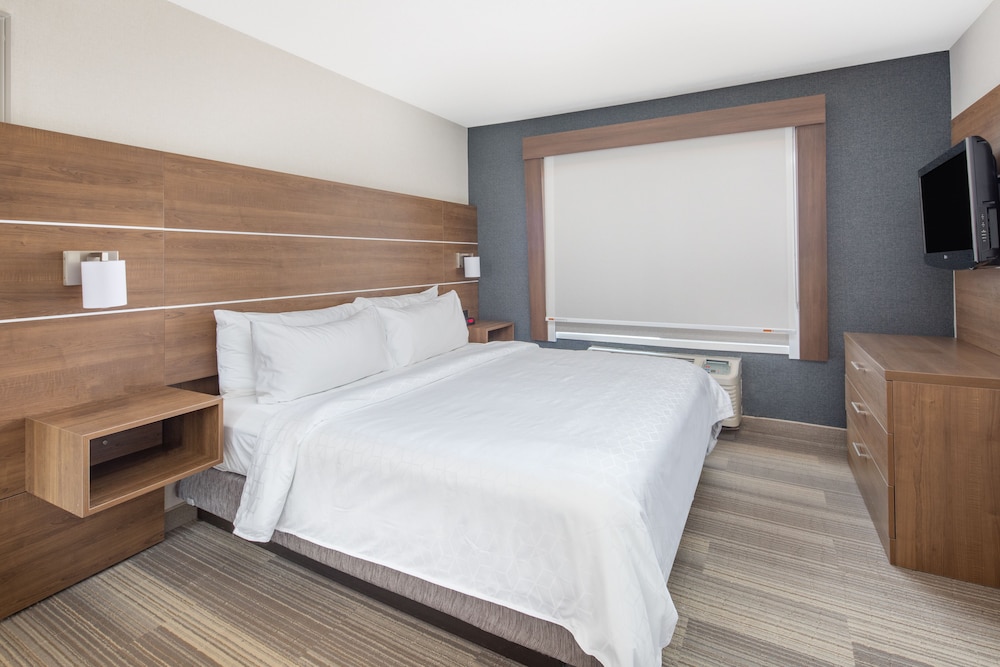 Suite, 1 Bedroom (1 King) - Photo 1