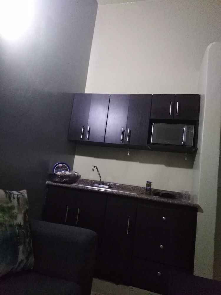Classic Double Room, 1 Queen Bed photo 2