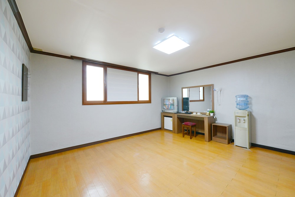 Room (Korean style_Ondol) photo 3
