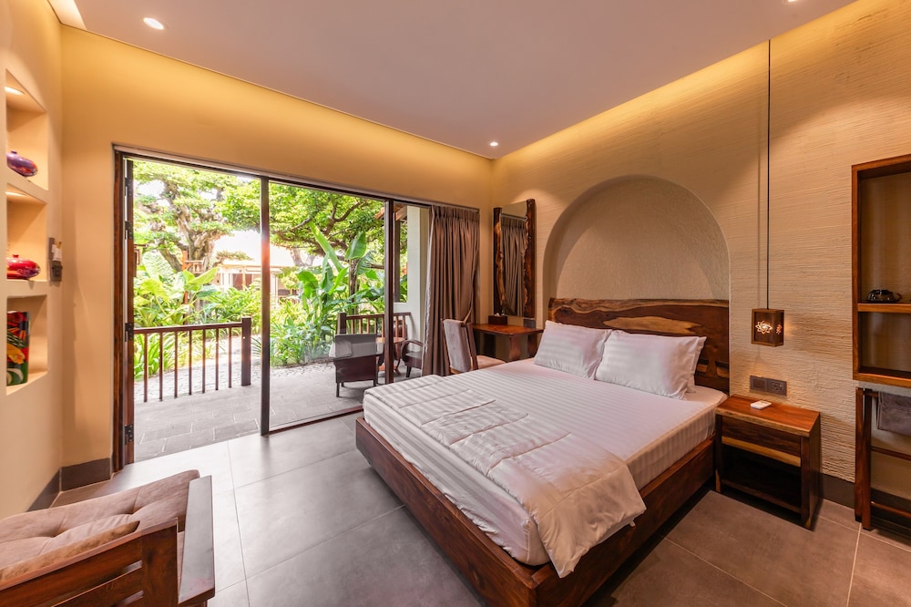 Superior Double Room, Garden View
