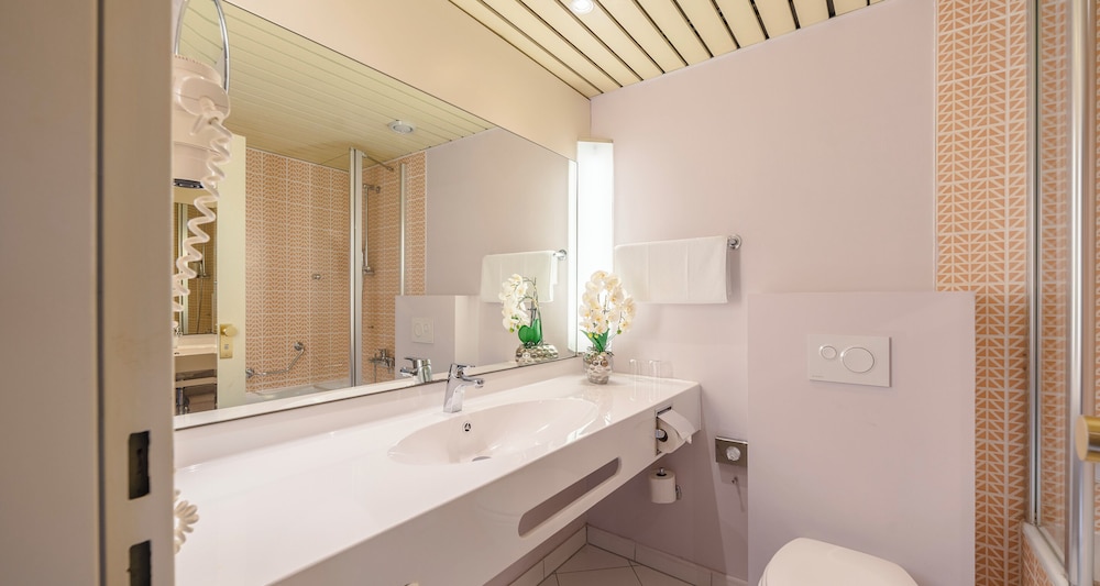 Double Room - Photo 6