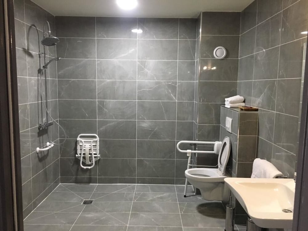 Double Room, Accessible photo 3