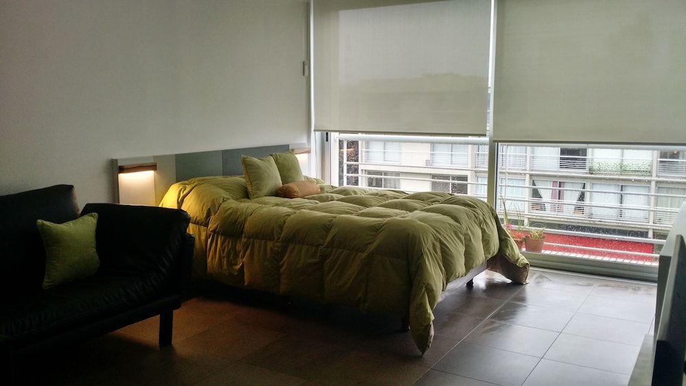 Design Studio Suite, 2 Bedrooms photo 2
