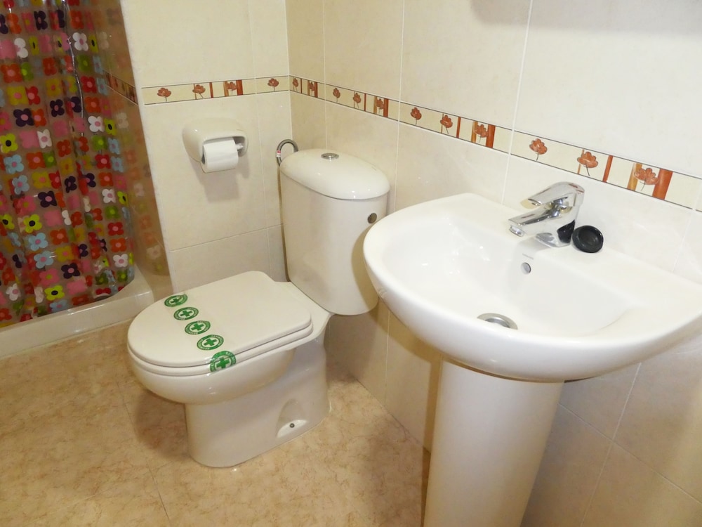 Apartment, 3 Bedrooms, Balcony photo 3
