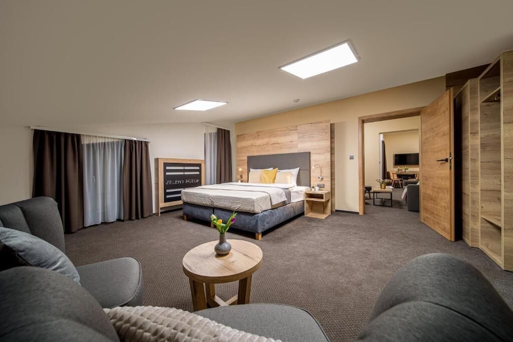 Superior Suite