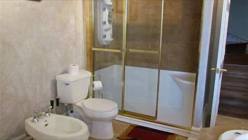 Standard Double Room, 1 Double Bed, Shared Bathroom photo 1