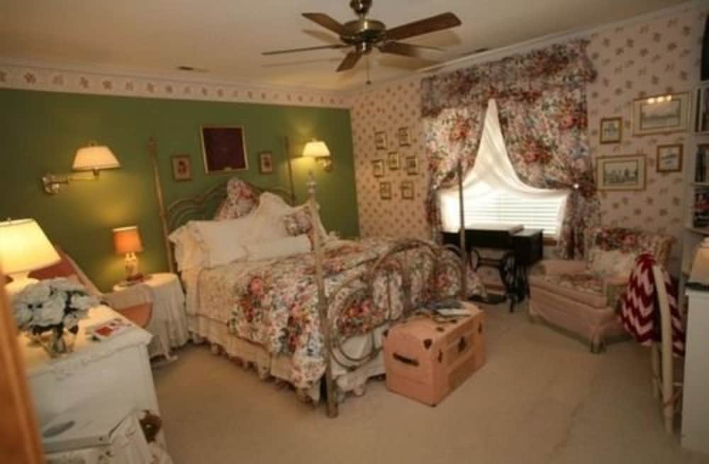Room, Private Bathroom (Suffolk)